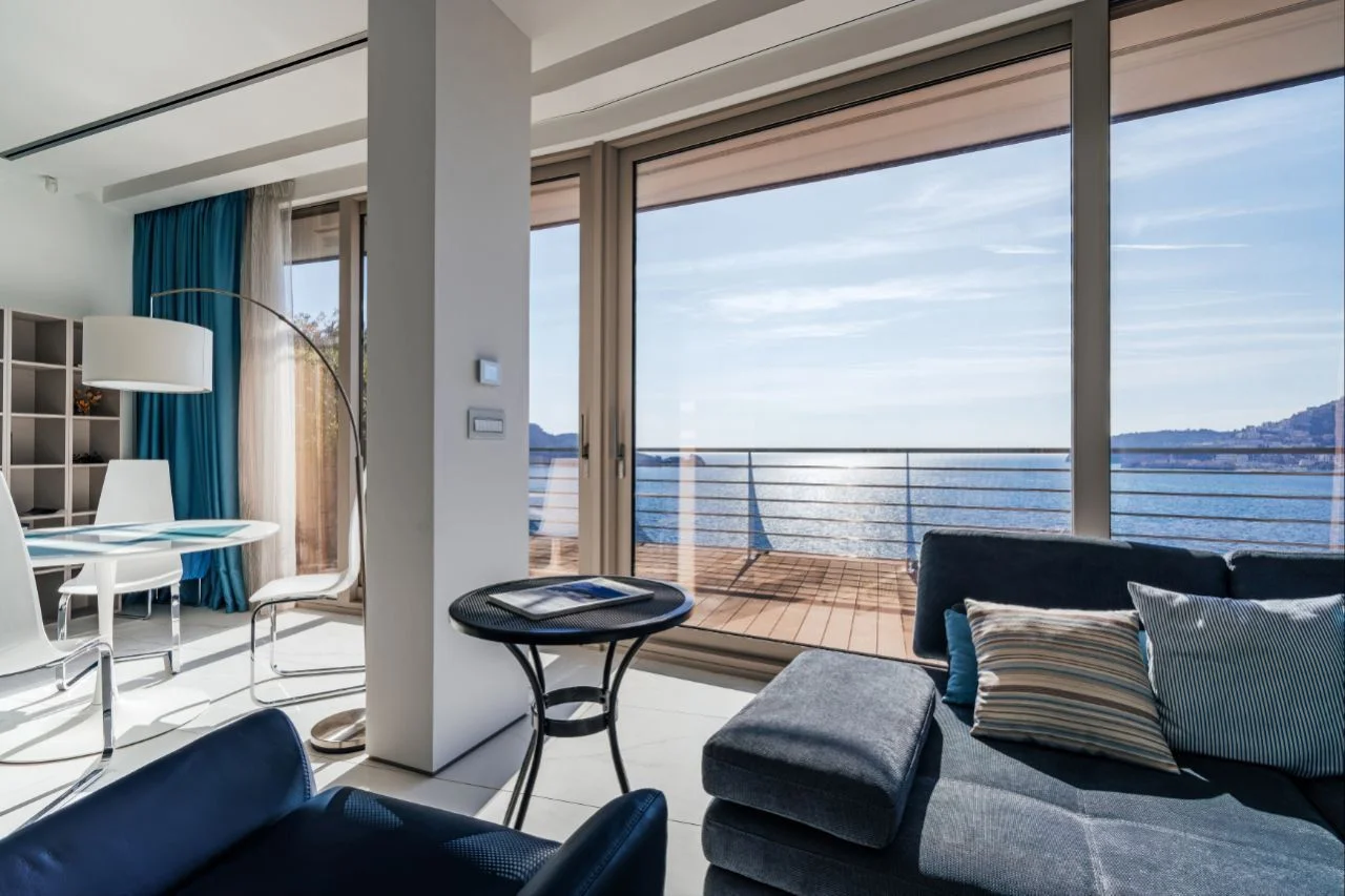 Budva Dukley Gardens, da satılık 2+1  villa